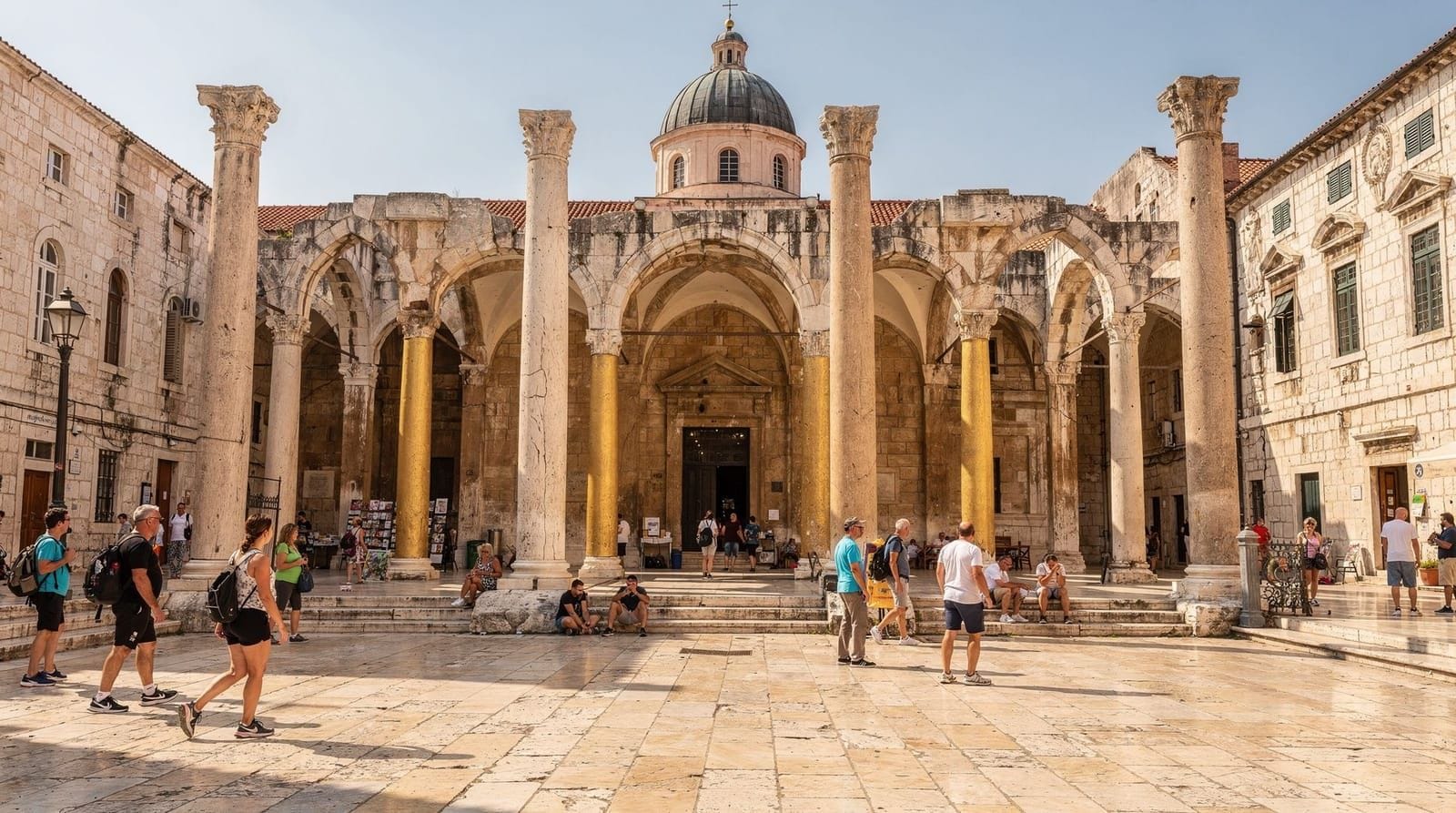 El Palacio de Diocleciano: guía completa para visitantes — Recorre el palacio del emperador romano que se convirtió en una ciudad viva. Qué