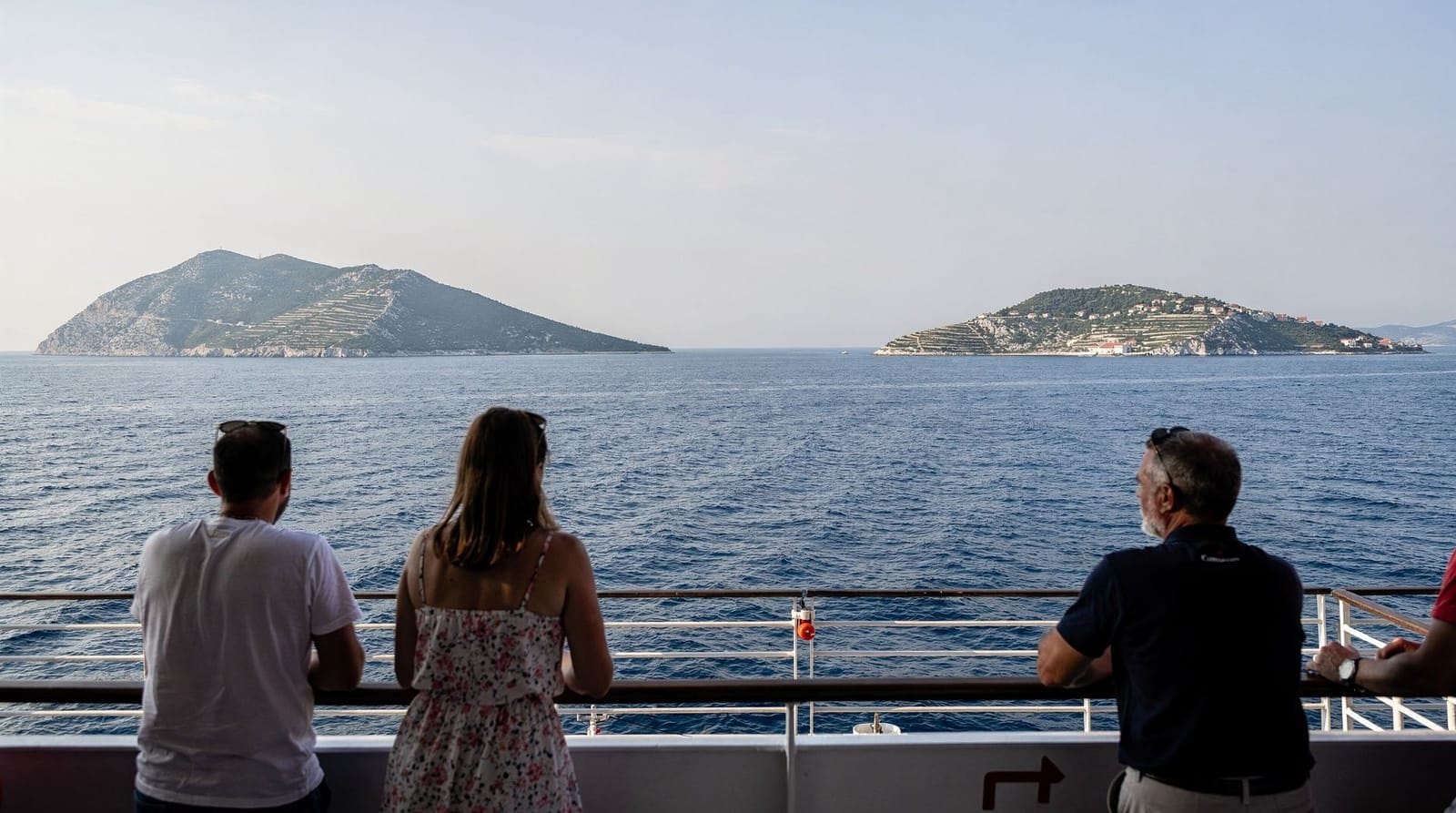 Which Dalmatian island is for you? — Quick quiz: vibe + days available → personalized Hvar / Brač / Vis / Korčula / Š